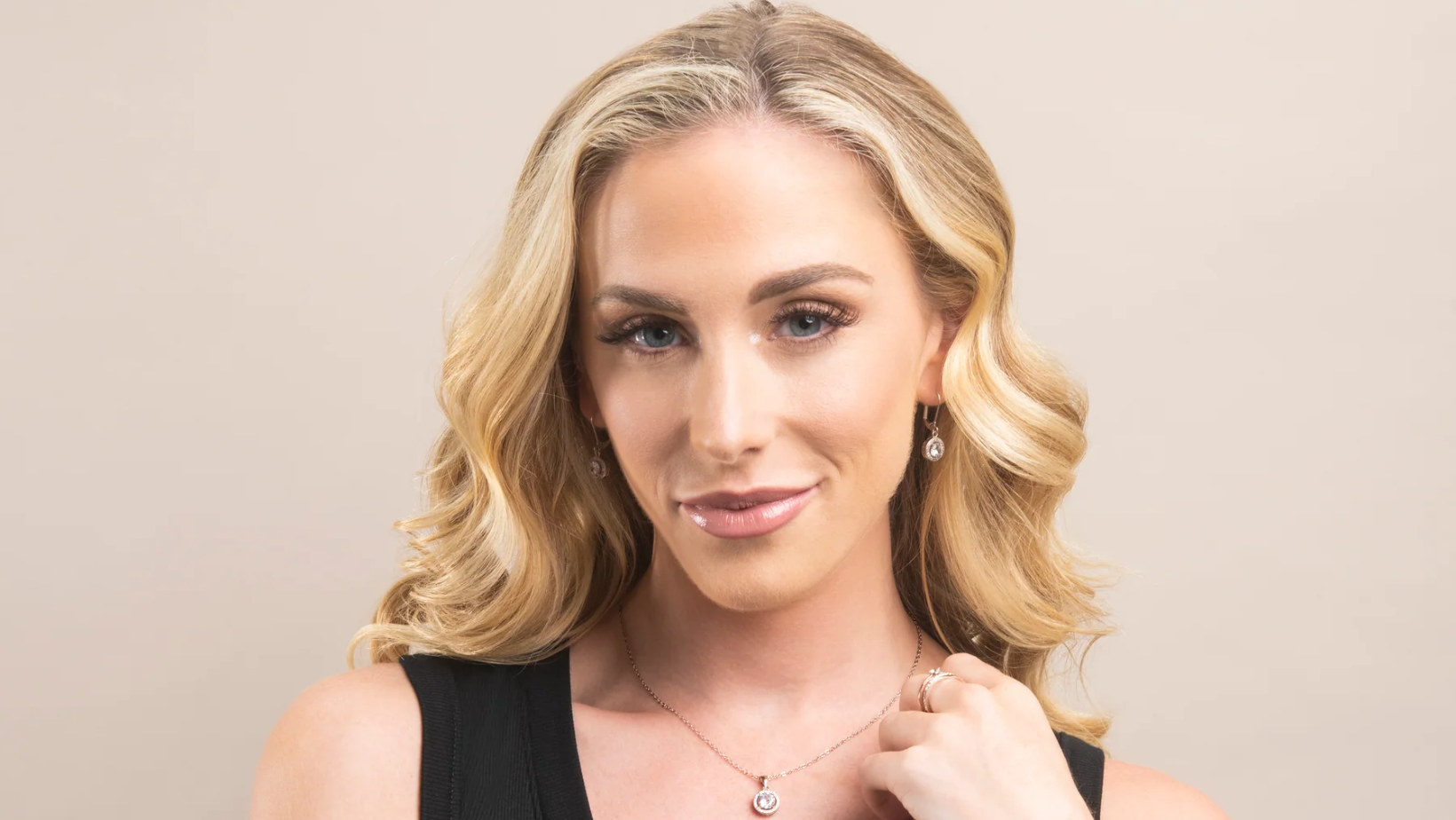 Top 8 Best Selling Necklaces from Cate Chloe A Glamorous Lineup