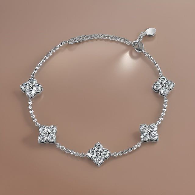 Adeline “Feminine” 18k 白金镀金仿钻石水晶手链