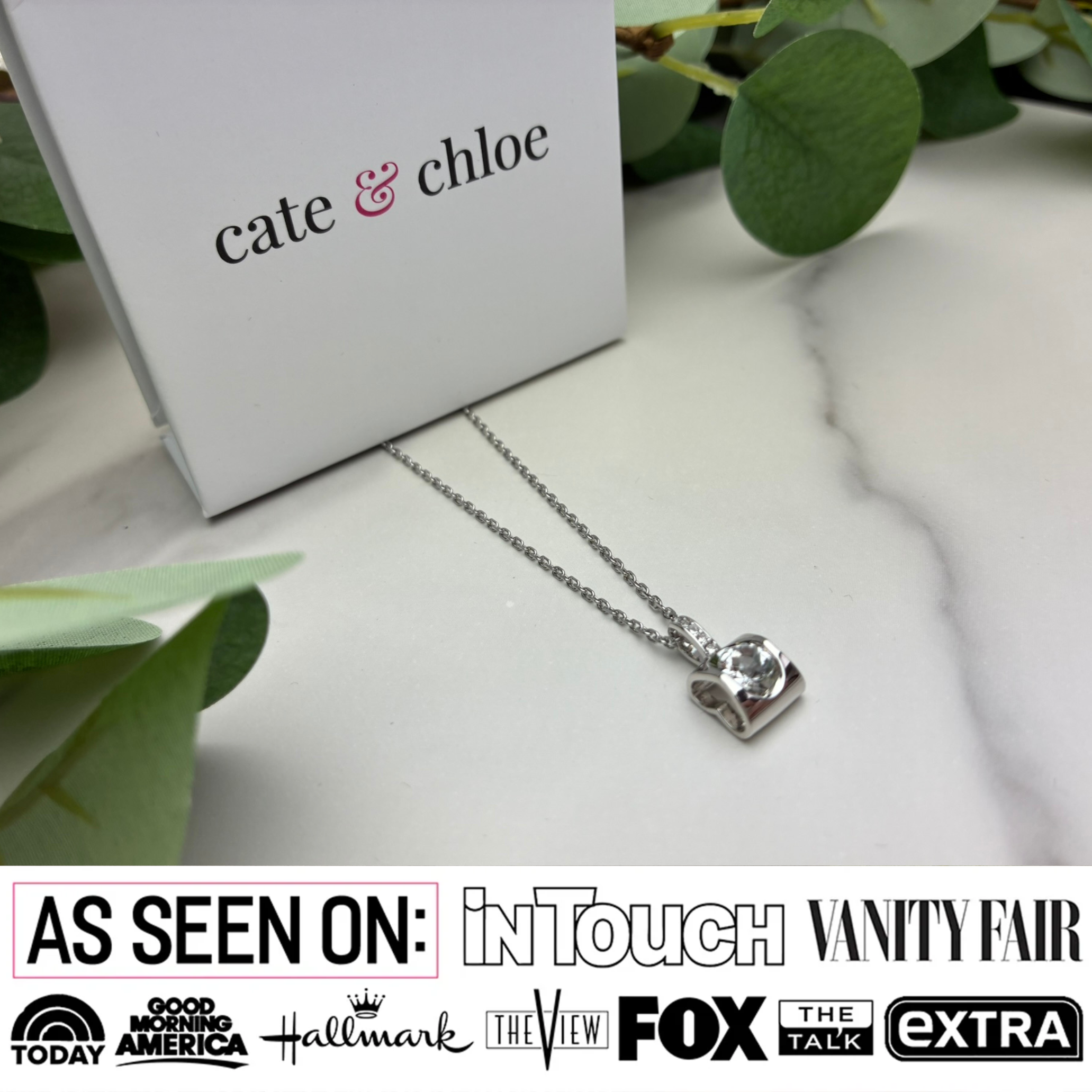 Billie 18k White Gold Pendant Necklace with Round Cut Swarovski Crystals