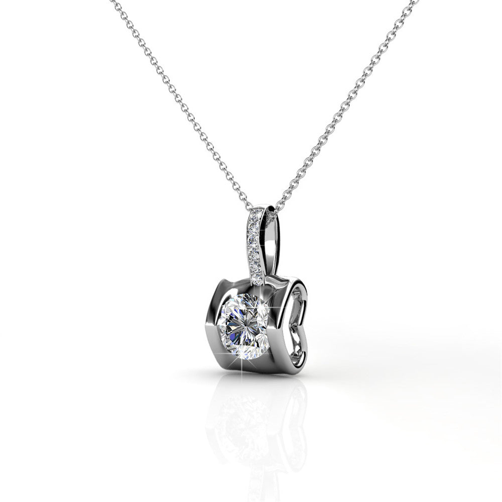 Billie 18k White Gold Pendant Necklace with Round Cut Swarovski Crystals