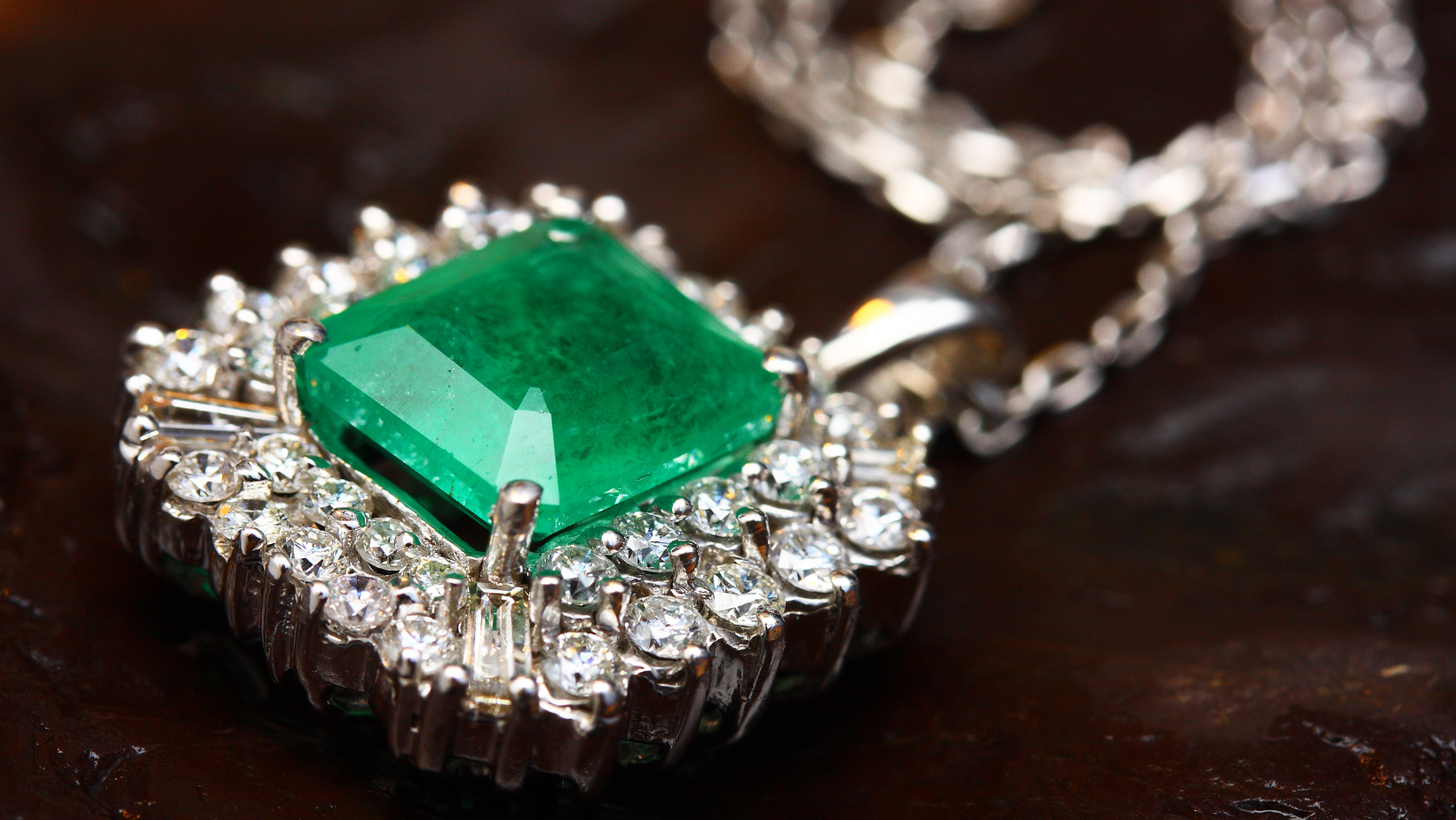 The Importance of Birthstone Jewelry. 5 Things You Must Know!