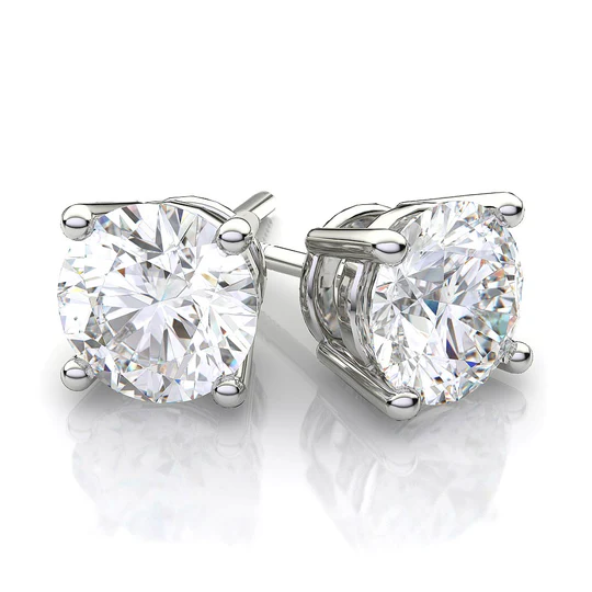 An image of stud earrings 