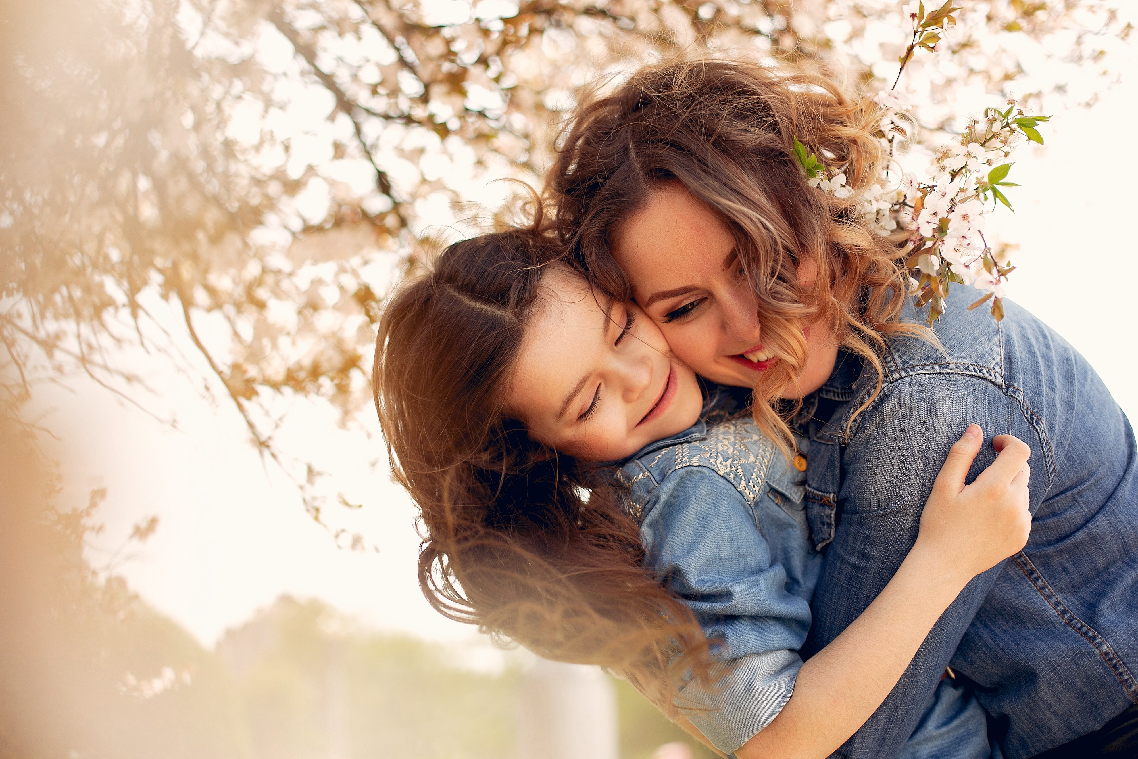 Surprise your Mom with dazzling Jewelry, Participate in the C&C Giveaway!
