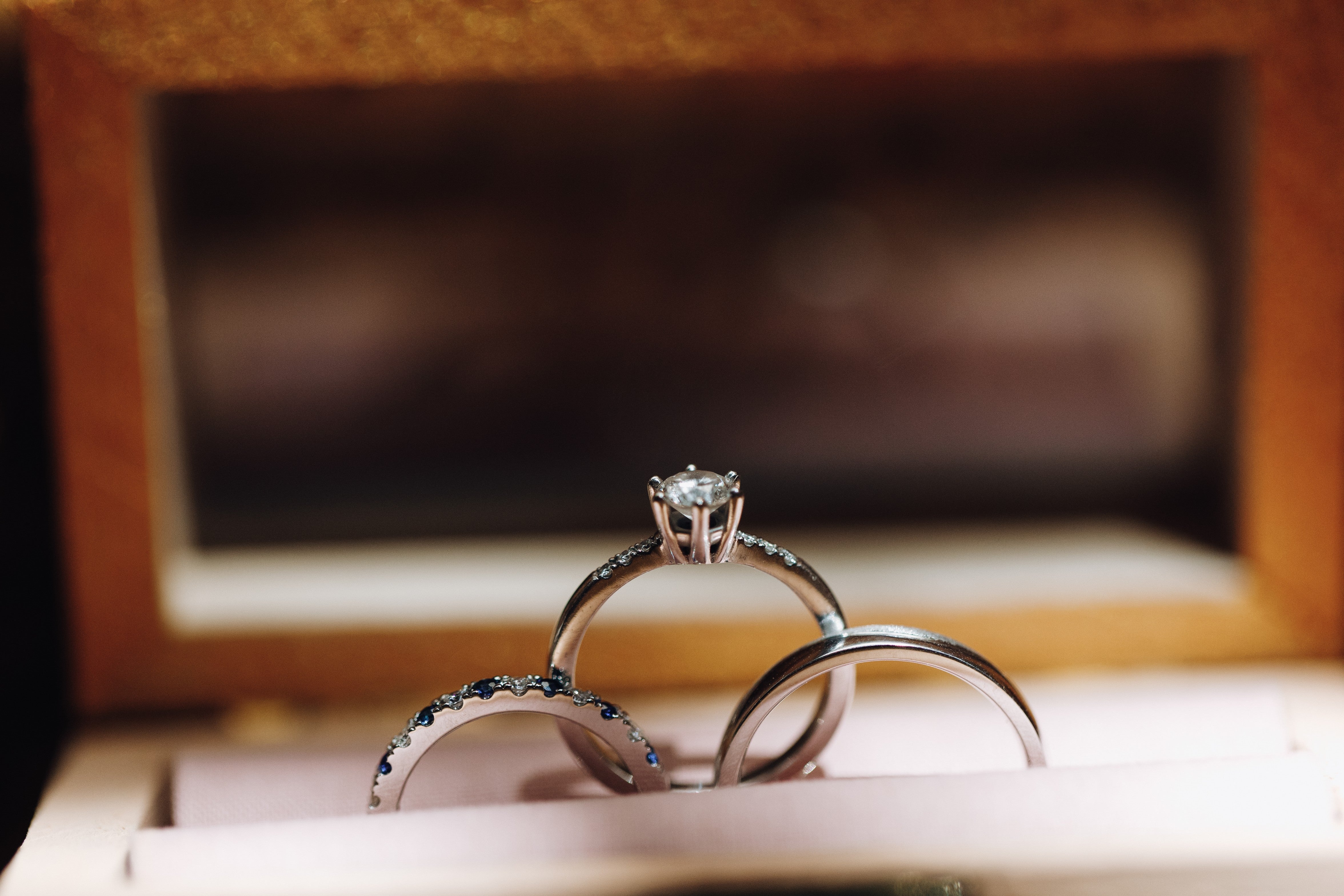 Top 5 Things to Know While Shopping for Bridal & Engagement Jewelry