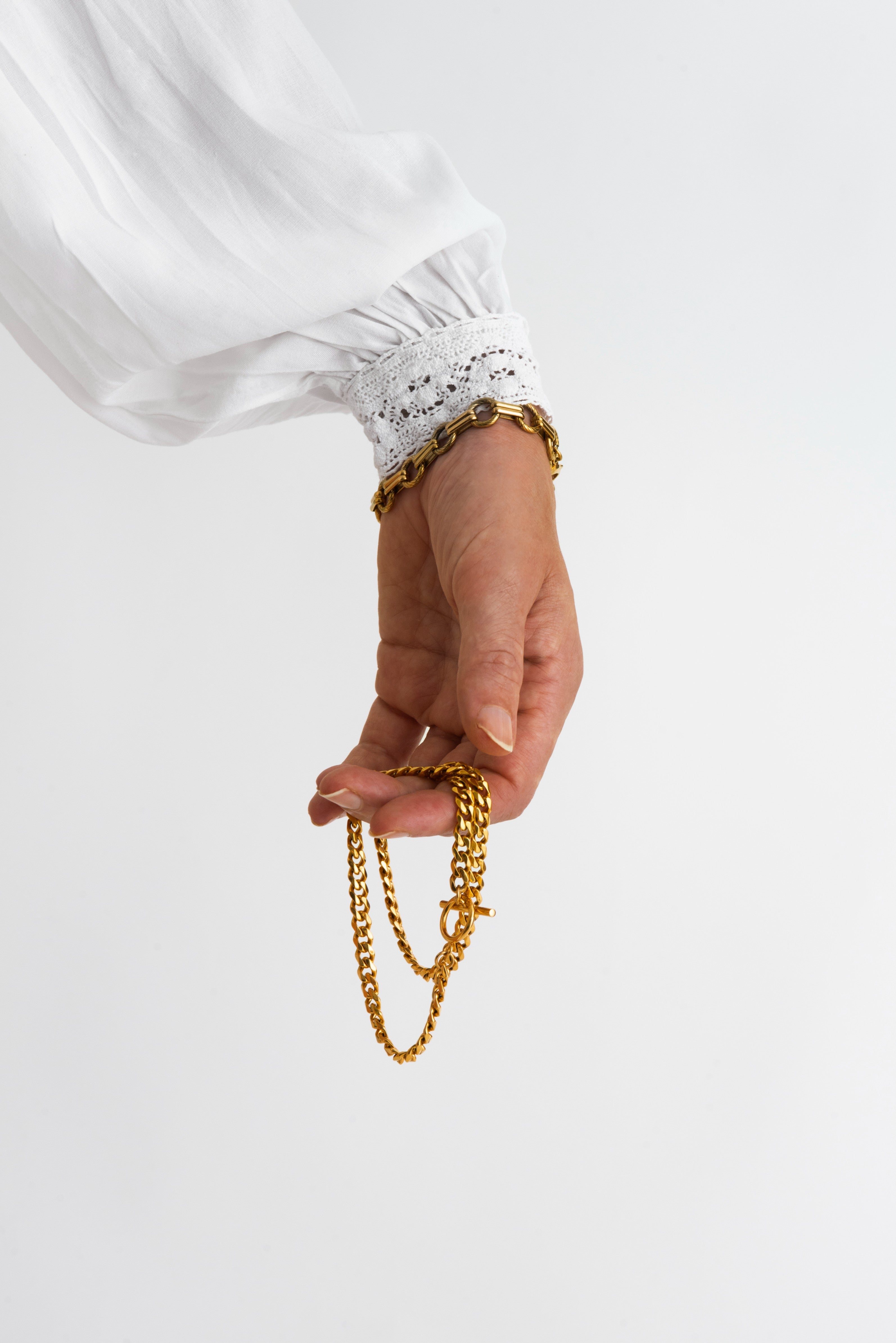 The Cultural Significance of Jewelry Around the World