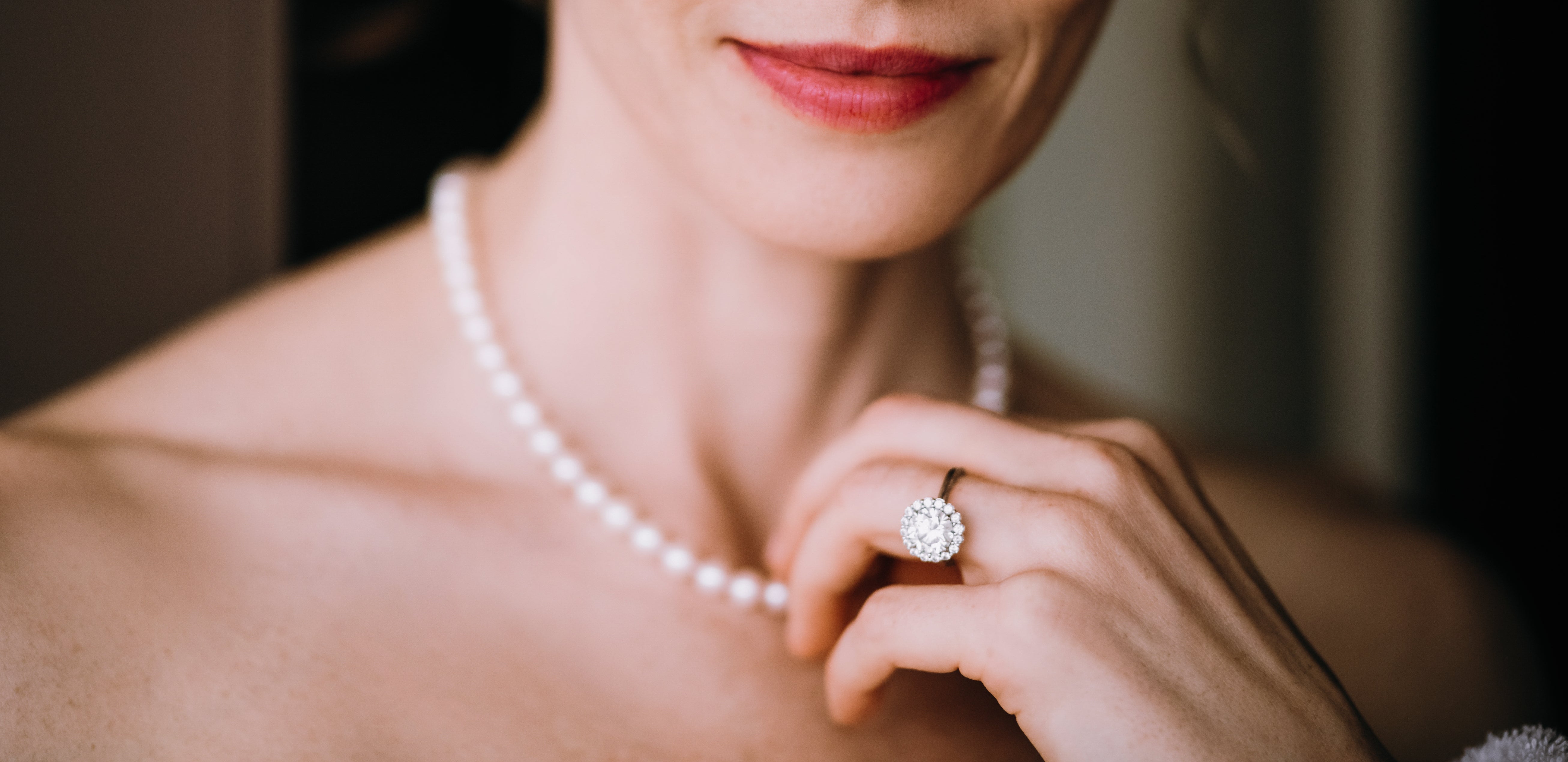Significance of Pearl Jewelry: the History and the Importance