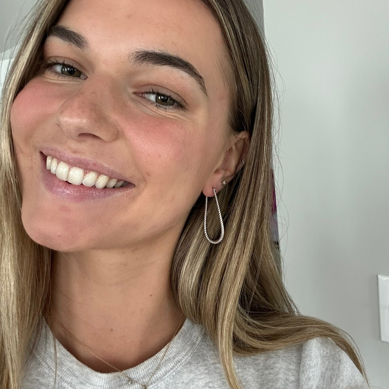 Angelica 18k White Gold Plated 24mm Twisted U-Shaped Hoop Earrings