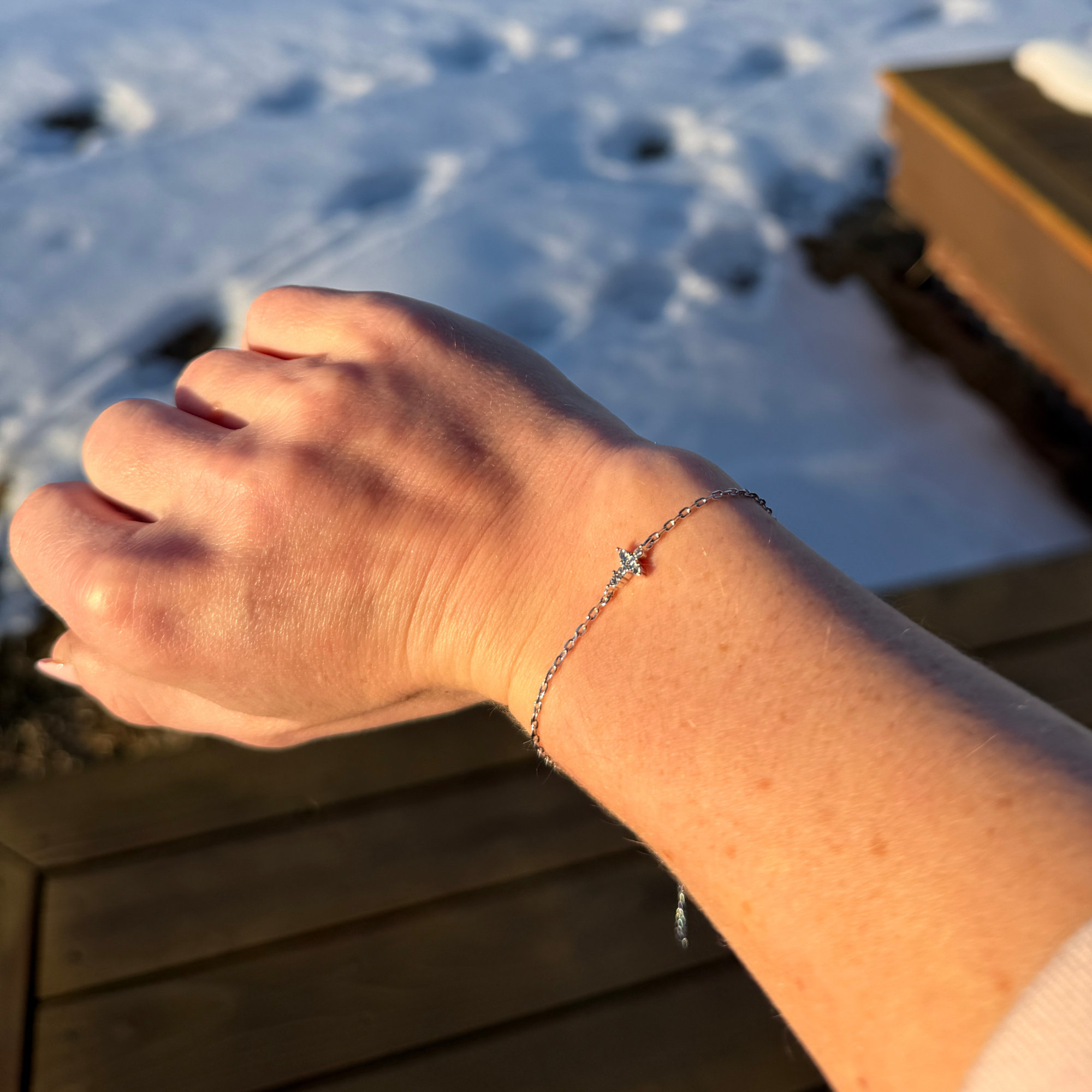 Zuri 18k White Gold Plated Silver Cross Bracelet with Swarovski Crystals — Fab Fav