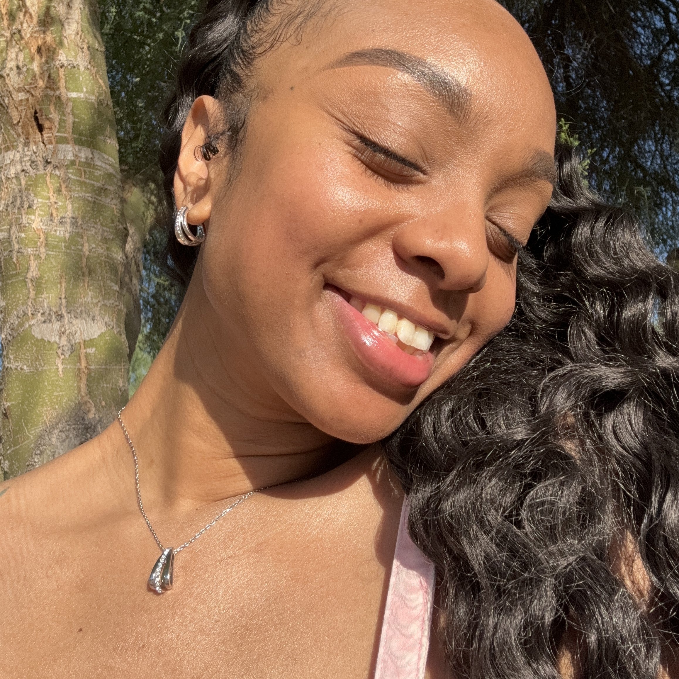 Cate &amp; Chloe Bella 18k 白金项链和耳环镶水晶珠宝套装