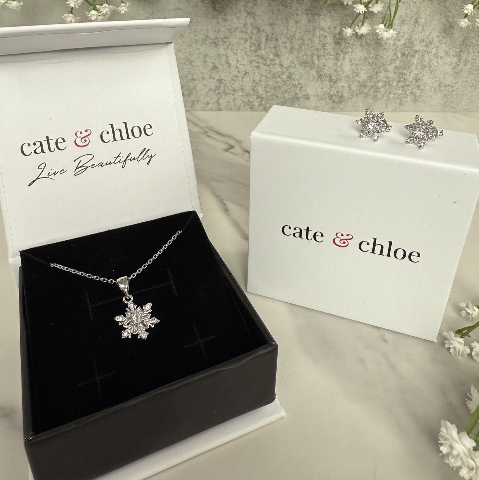 Sunny 18k White Gold Plated Crystal Necklace with Swarovski Crystals
