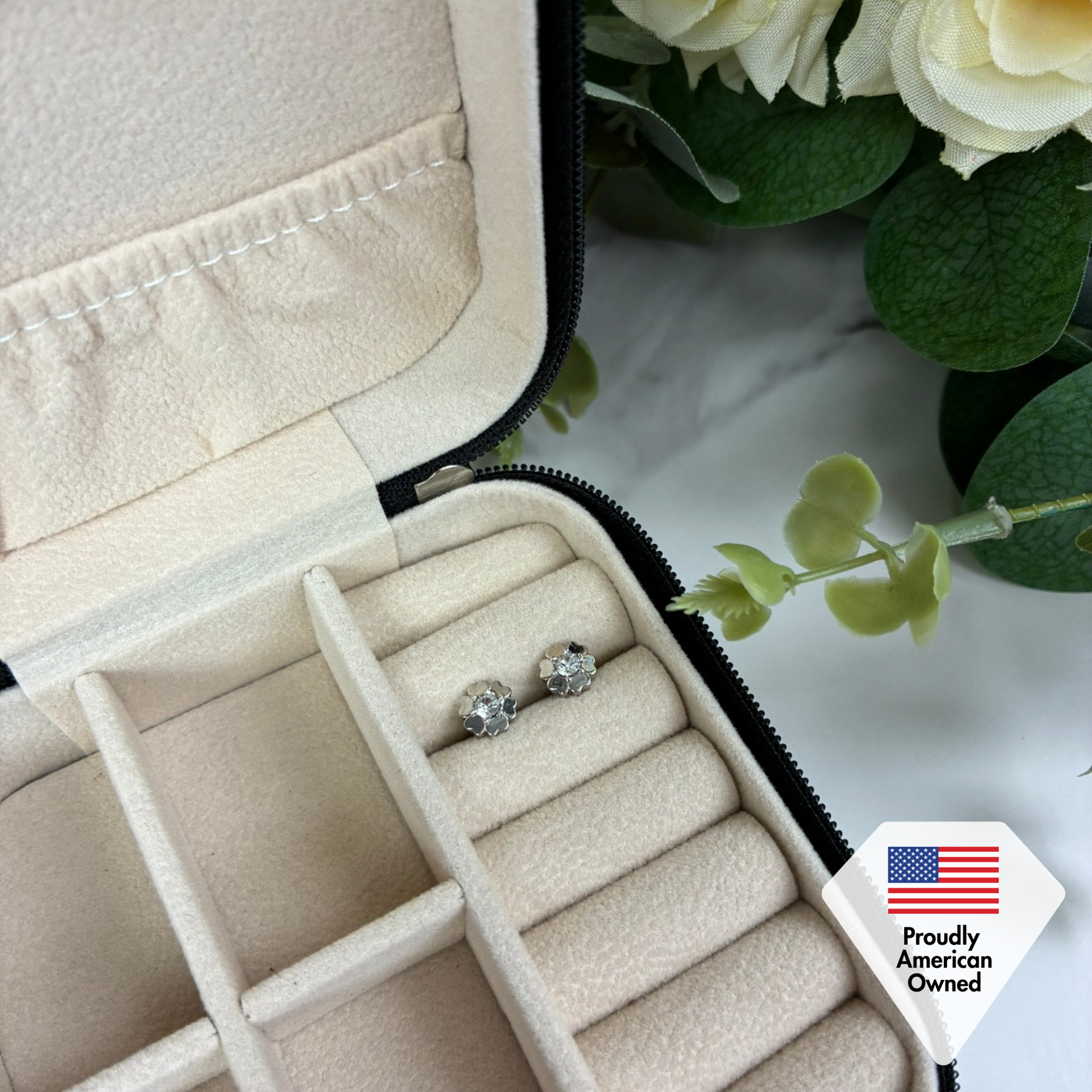Khloe 18k White Gold Heart Stud Earrings with Round Cut Swarovski Crystals