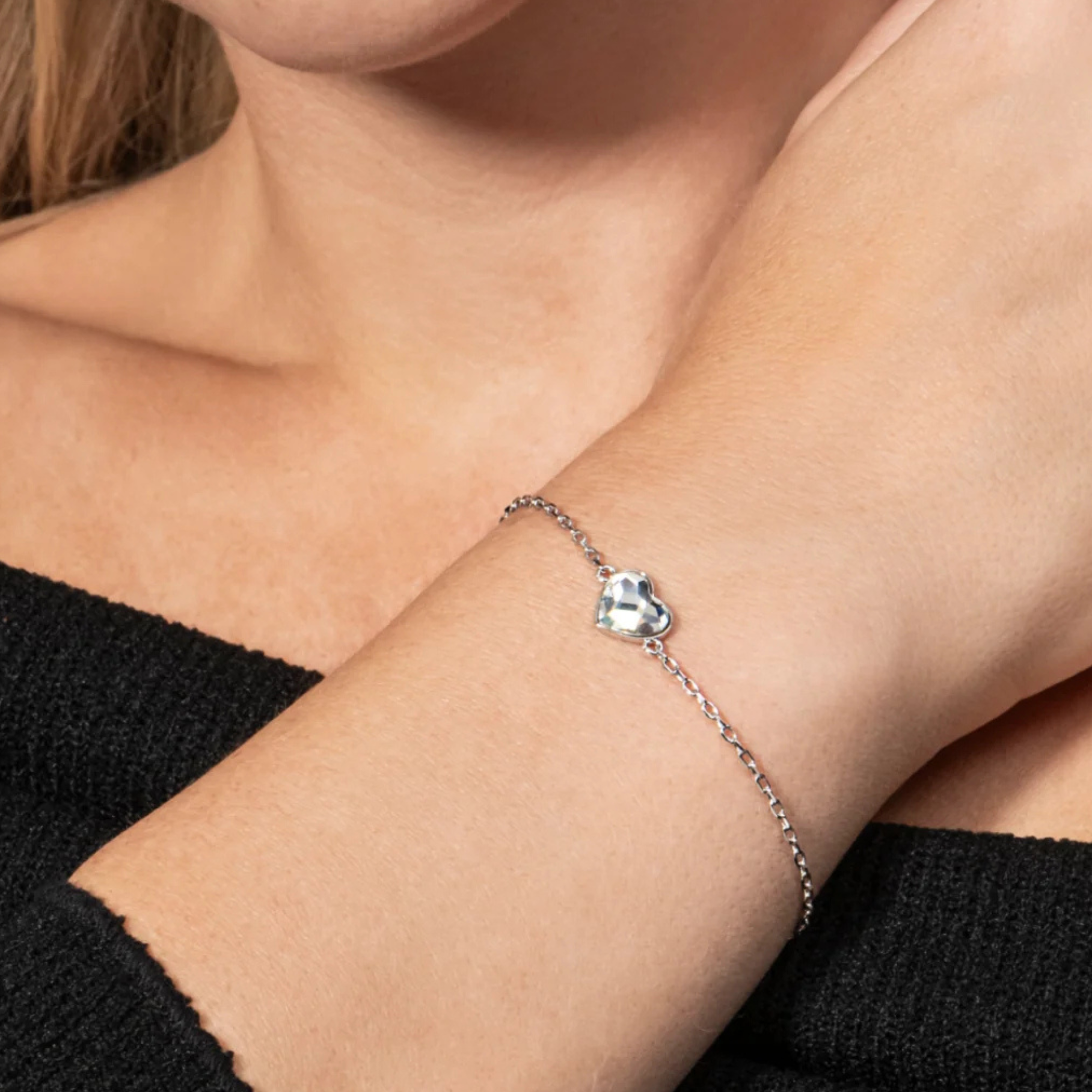 Violet 18k White Gold Plated Heart Bracelet with Swarovski Crystal - FAB FAV