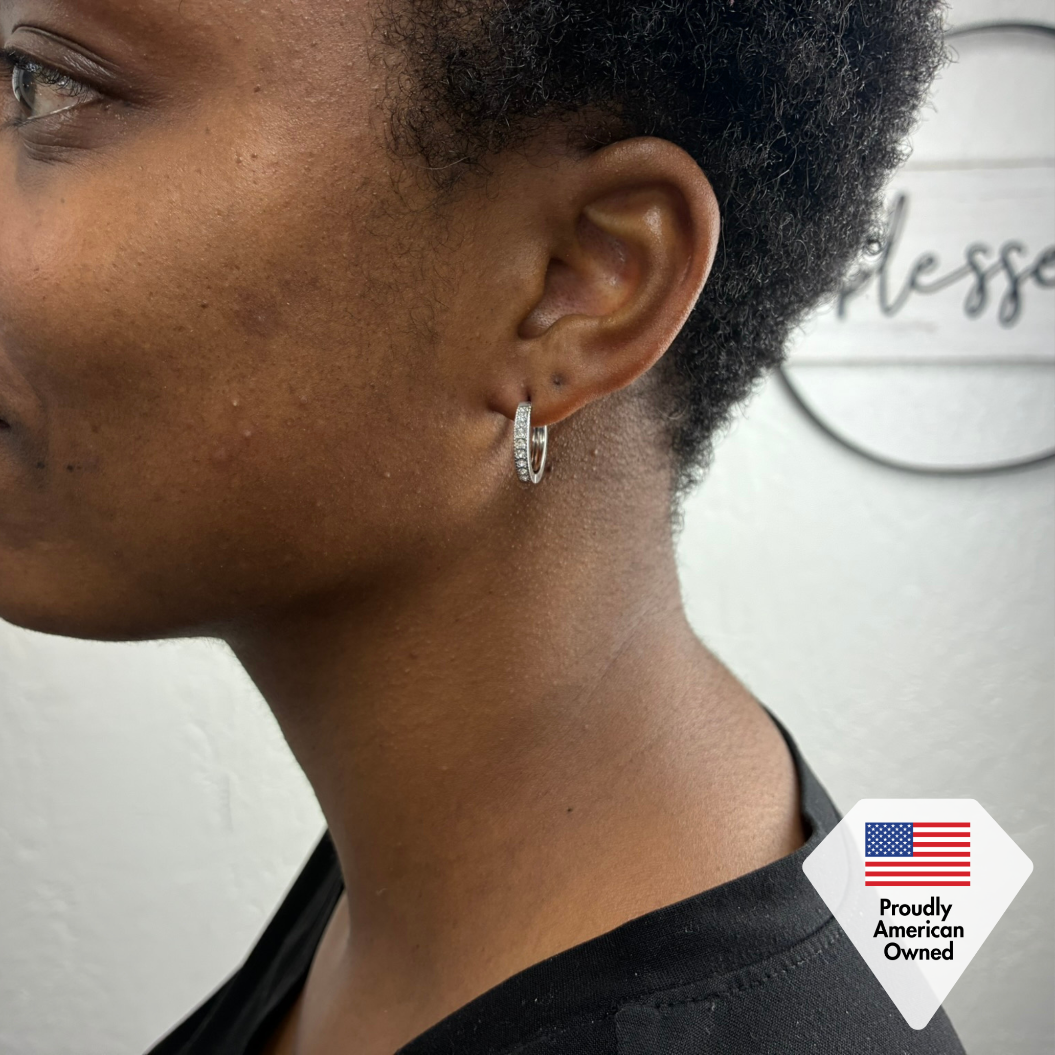 Lydia 仿钻石水晶镀 18k 白金环形耳环