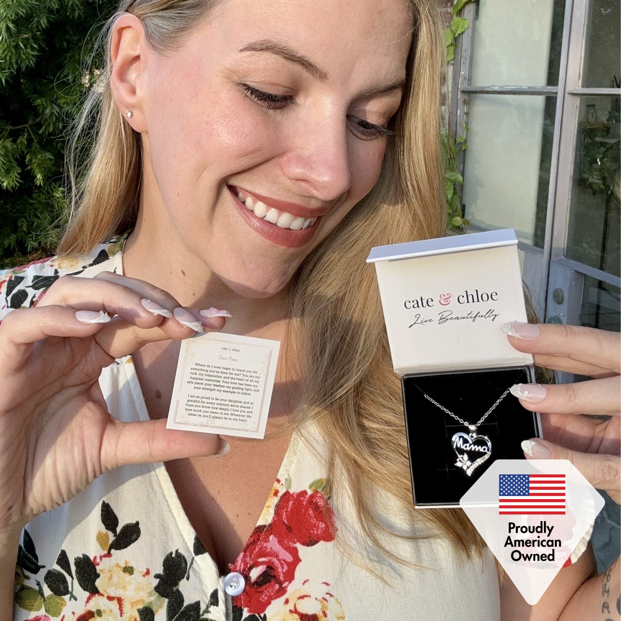 Mavis 18k White Gold Plated Mama Necklace with Swarovski Crystals & Heartfelt Message for Mom