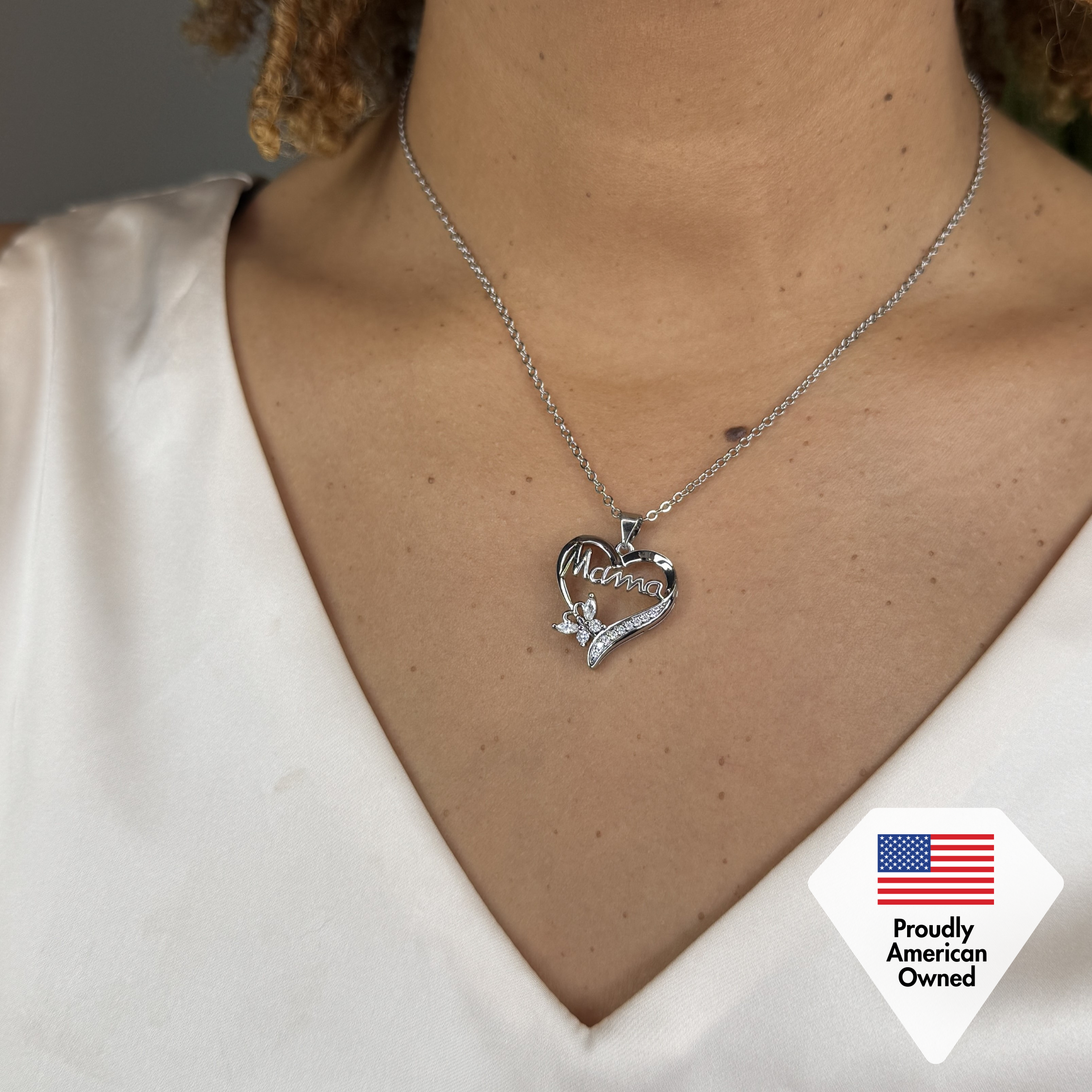 Mavis 18k White Gold Plated Mama Heart Pendant Necklace with Simulated Diamond Crystals