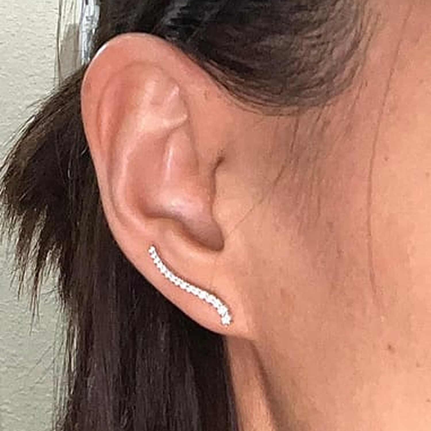 Isabella 纯银 CZ 水晶登山耳环