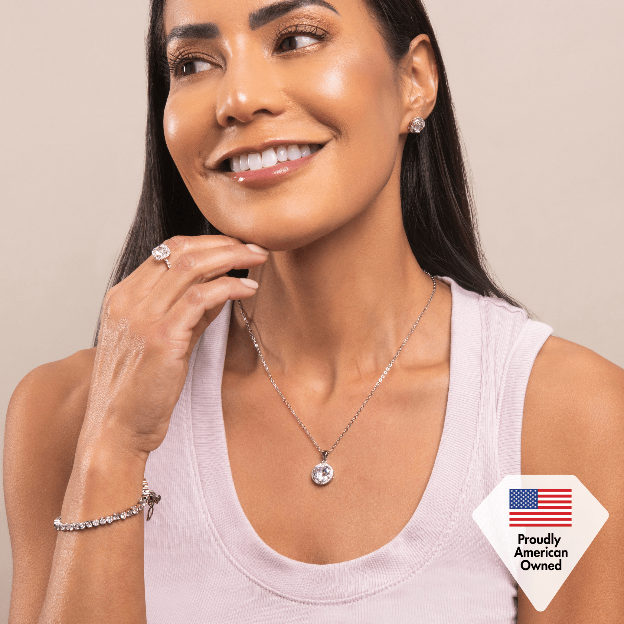 Mariah 18k White Gold Plated Halo Pendant Necklace with Round Cut Simulated Diamond Crystals