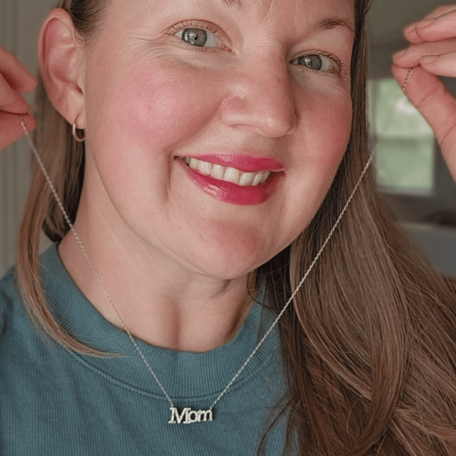 Carrie 18k White Gold Plated Necklace with Swarovski Crystals & Heartfelt Message for Mom