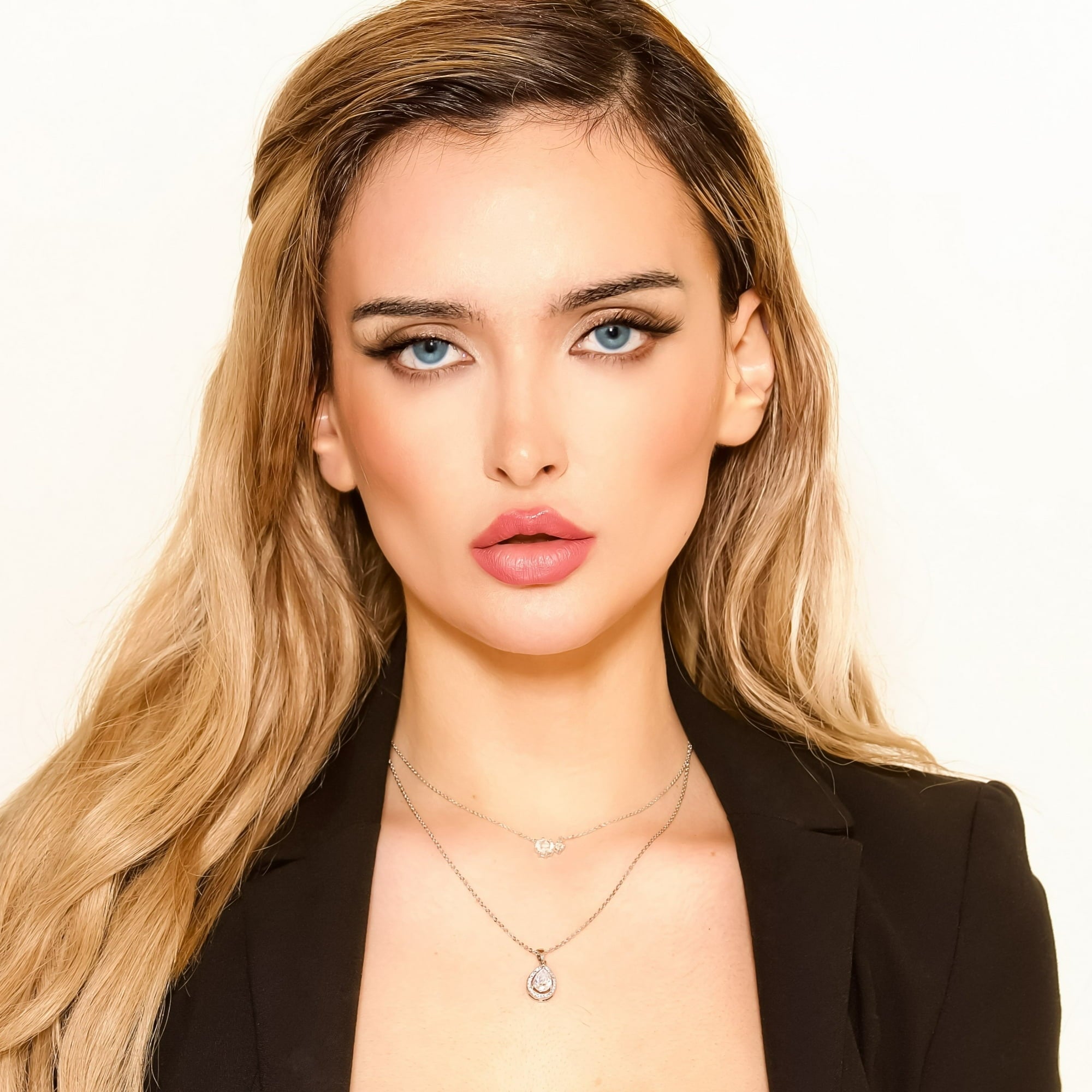 Isabel 18k 白金镀金光环泪滴项链配 CZ 水晶
