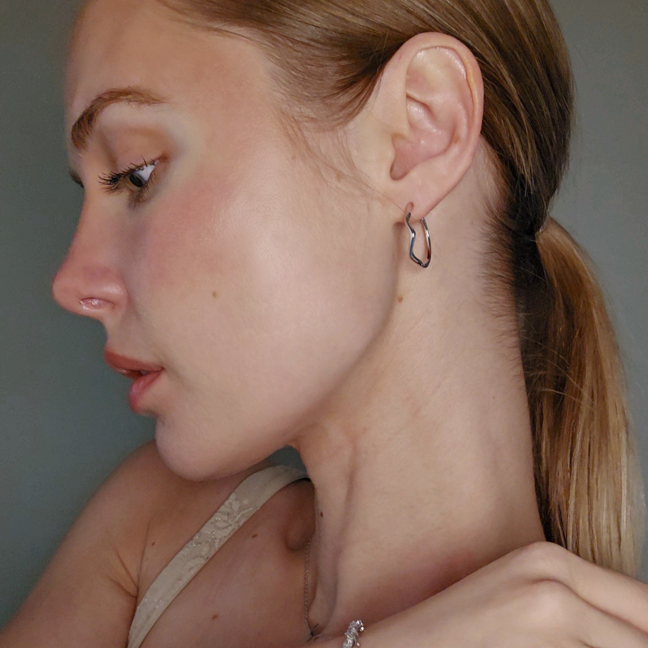 Serena 18k White Gold Plated Wavy Hoop Earrings