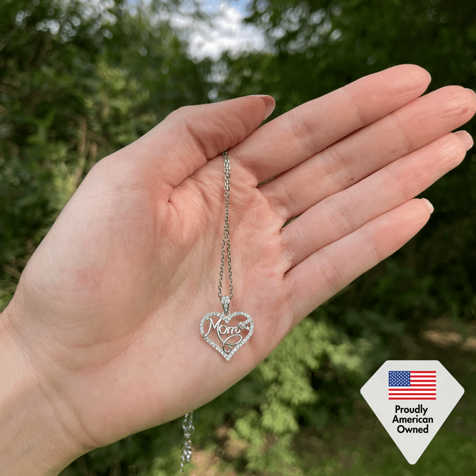 Rhonda 18k White Gold Plated Necklace with Swarovski Crystals & Heartfelt Message for Mom