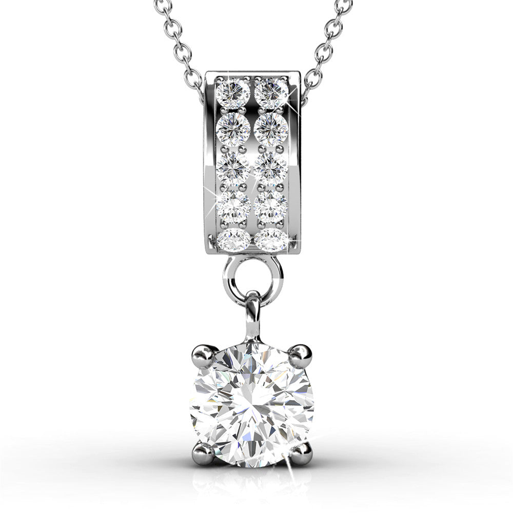 Monroe 18k White Gold Pendant Necklace with Round Cut Crystals